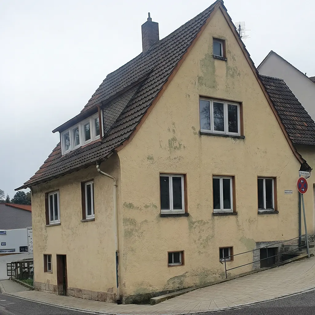 Vorher - Fassadensanierung & Maler Bad Brückenau Rajic